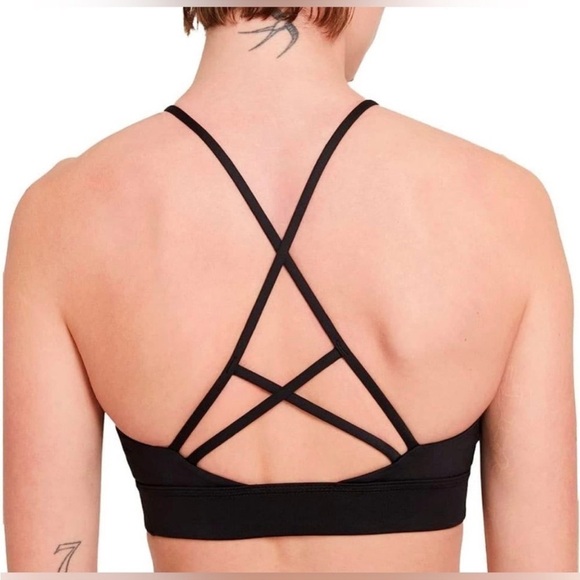 COPY - NWOT Nike Women's Rainbow Ladder Light Support Indy Sports Bra Black  to… - Picture 11 of 15